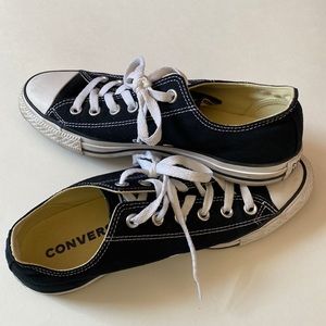 Black Converse Chuck Taylor All Star Classic